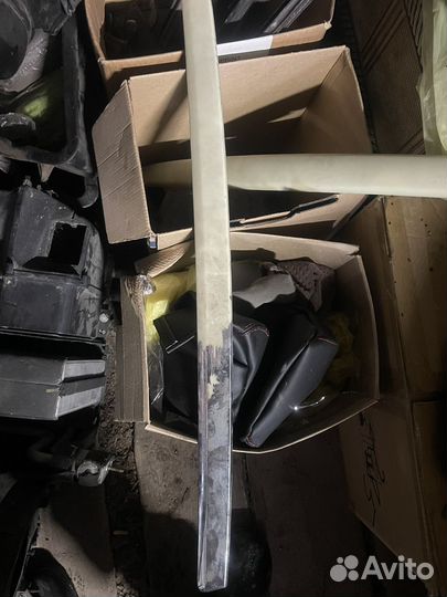 Сабля на капот priora