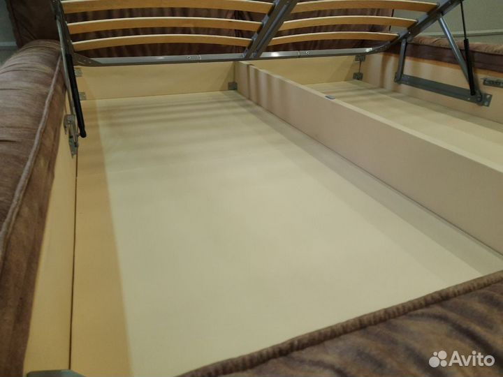 Кровать Bon с подъемным механизмом