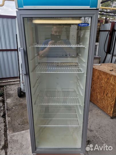 Холодильный шкаф Бирюса с доставкой