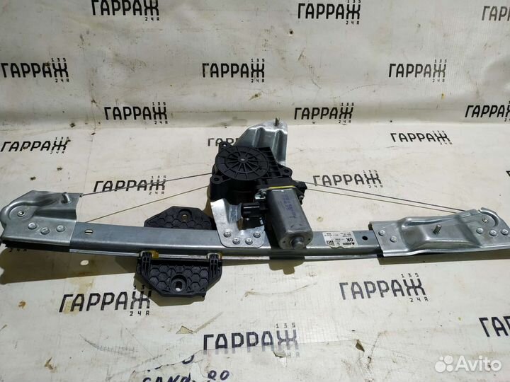 Стеклоподъемник передний Sandero 2