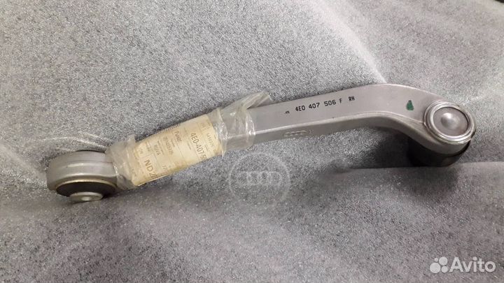 Рычаг верхний правый передний Audi A6/A8