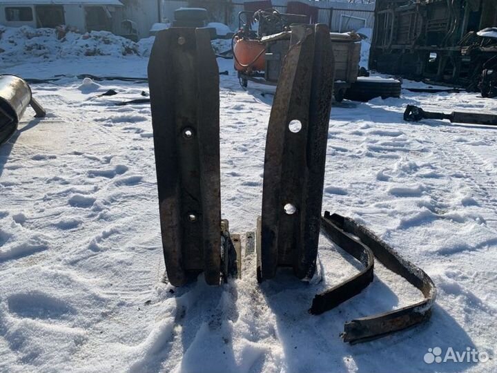 Кронштейн топливного бака Hyundai County АВТОБУС