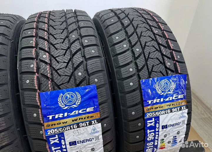 Tri Ace Snow White II 205/60 R16 22T