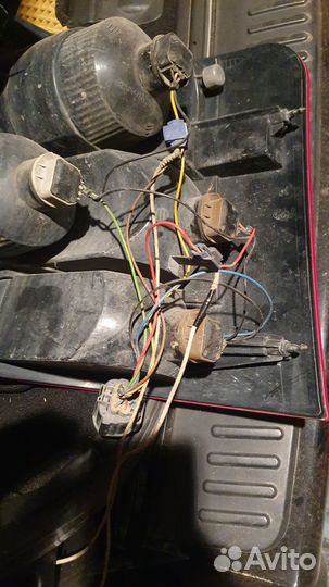 Задние фонари на range rover sport 2008г