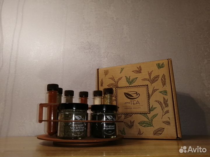 Подарочный набор - органайзер со специями и чаем