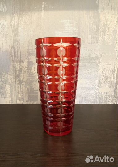 Большая хрустальная ваза рубин