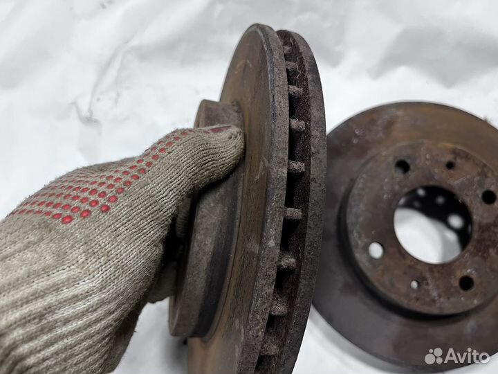 Тормозные диски Митсубиши Спейс Стар