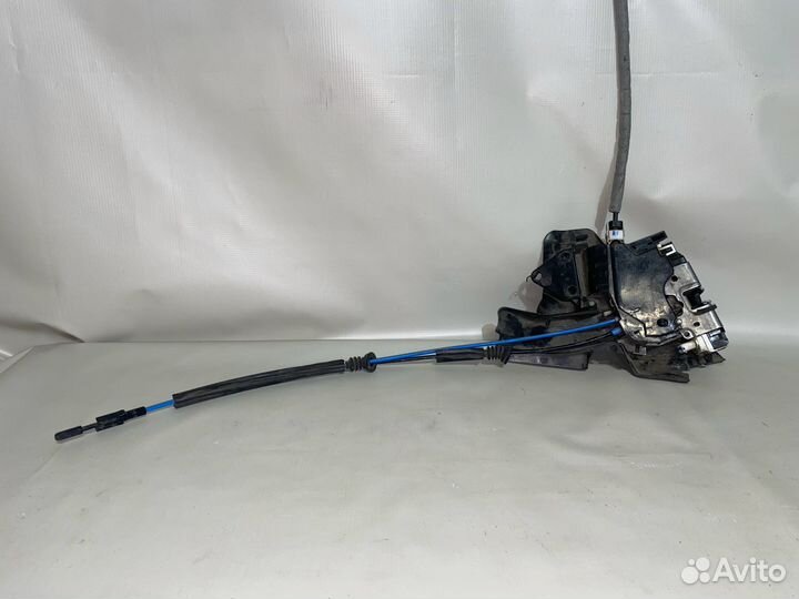 Mercedes W204 07- Замок задней левой двери 473