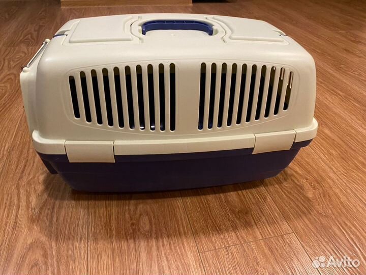Переноска для кошек и собак