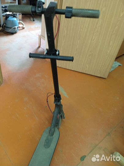 Продам электросамокат