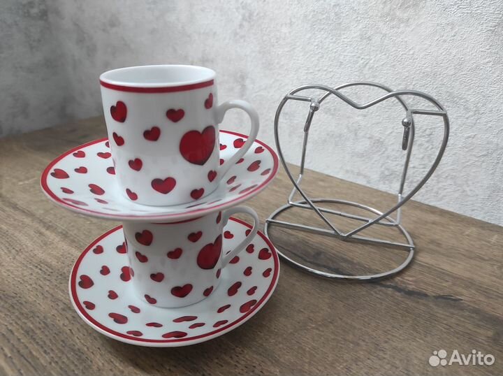 Фарфоровые кофейные пары на подставке