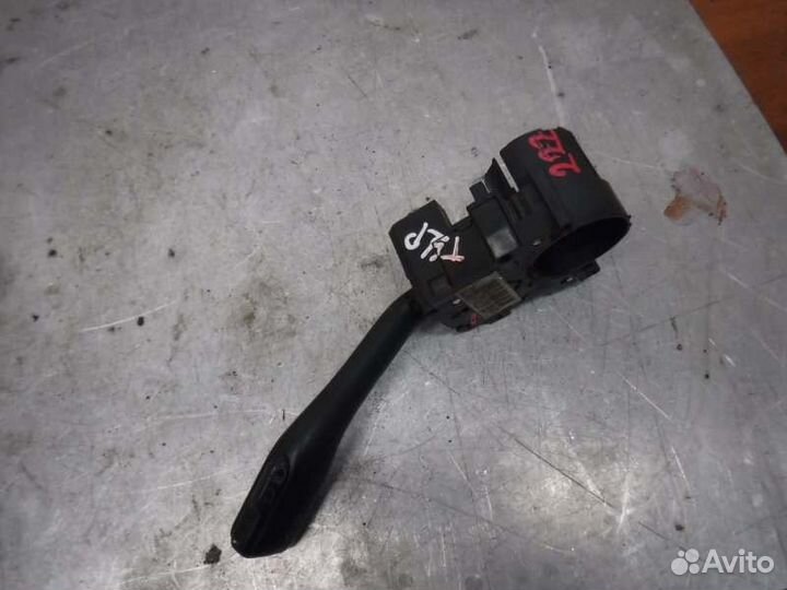 Переключатель поворотов Skoda Octavia A4 BFQ 2007