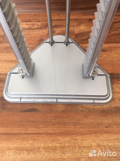 Подставка для дисков