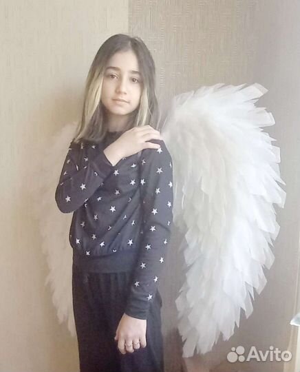 Крылья ангела белые вниз