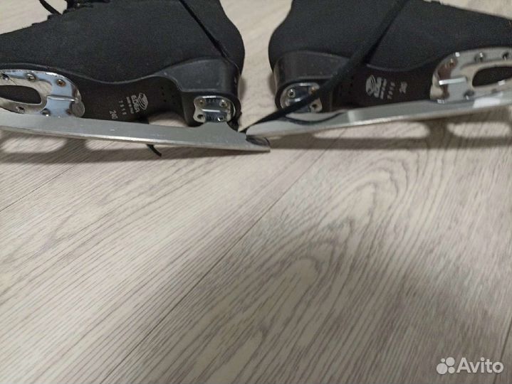 Фигурные коньки edea media in italy