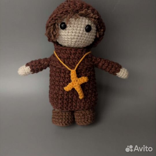 Средневековый священник, игрушка