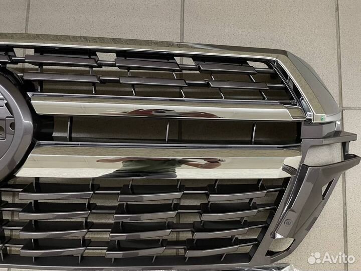 Land Cruiser 200 2016+ Решетка Lounge 2021 F5ZF3