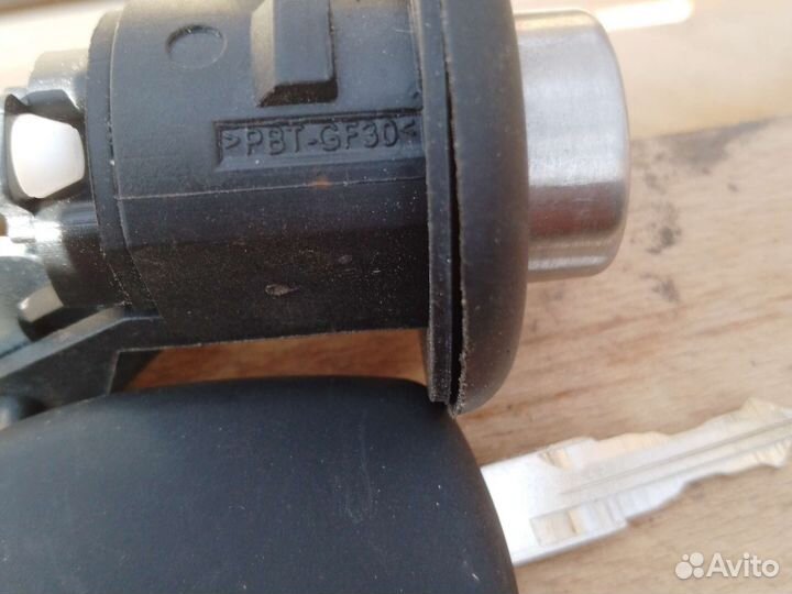 Замок багажника renault logan