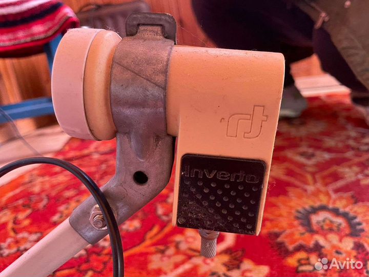 Антенна спутниковая