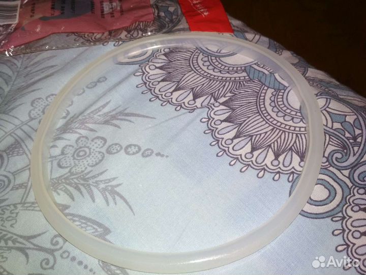Уплотнительная резинка для кастрюли мультиварки