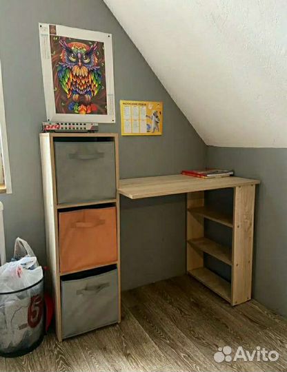 Стол письменный (цвета в описании)