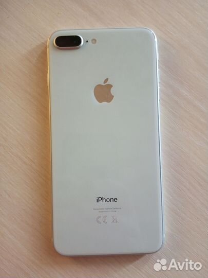 iPhone 8 Plus, 64 ГБ