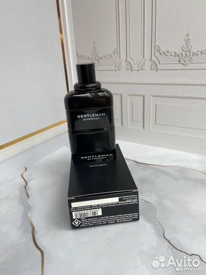 Givenchy Gentleman 100 мл парфюм мужской