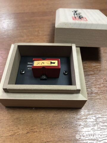 Звукосниматель Koetsu Urushi Vermilion