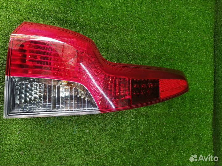Стоп-сигнал задний левый Volvo V50 R-design