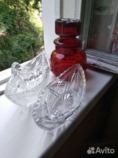 Графин (цветное стекло), 2 ладьи