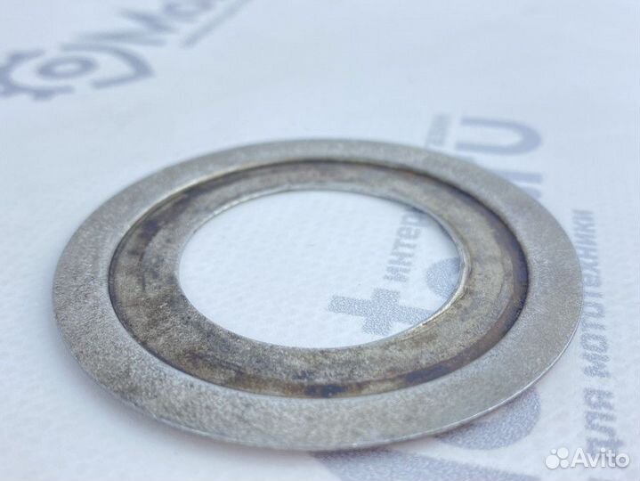 Шайба Урал заднего корпуса двигателя маслоотражате