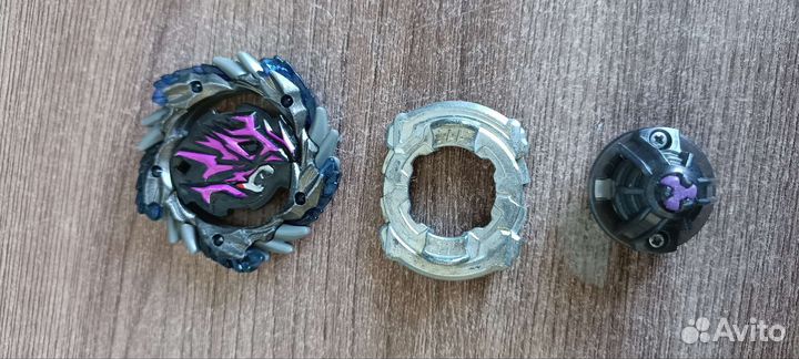 Волчки bayblade burst