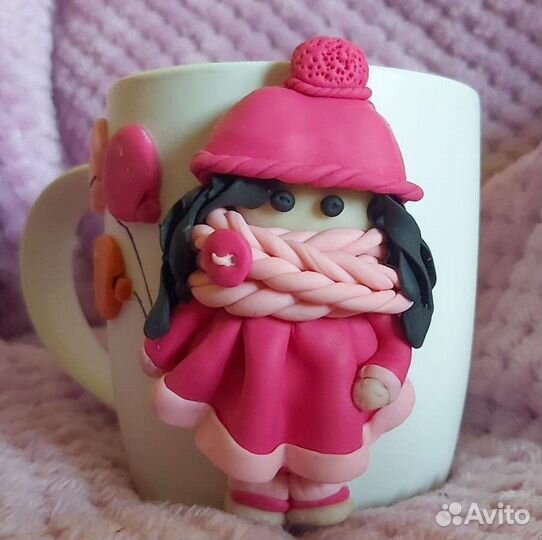 Кружка с декором из полимерной глины