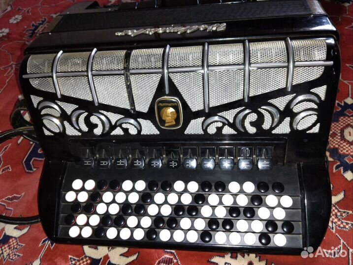 Баян Weltmeister