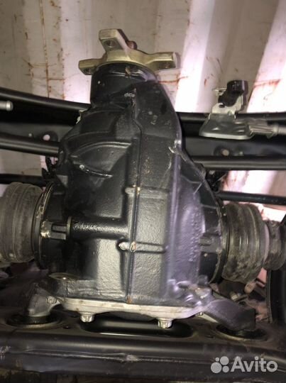 Редуктор Mercedes CLS w218