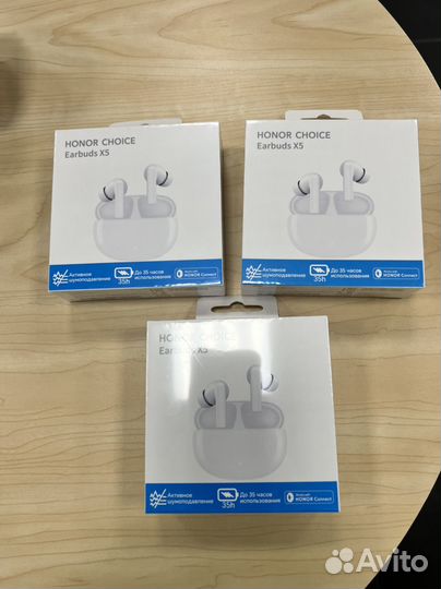 Новые запечатанные наушники Honor X5