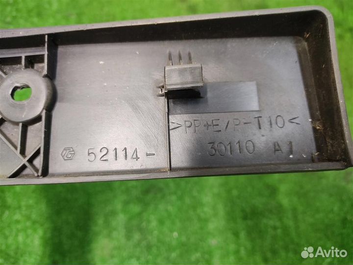 Площадка номерного знака Lexus GS300 (S160) 2001