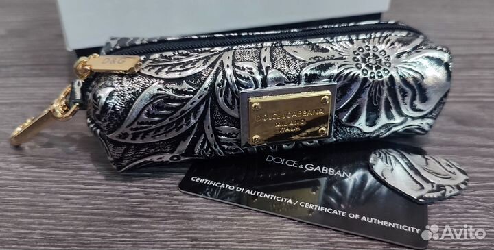 Женская кожаная ключница D&G silvery новая