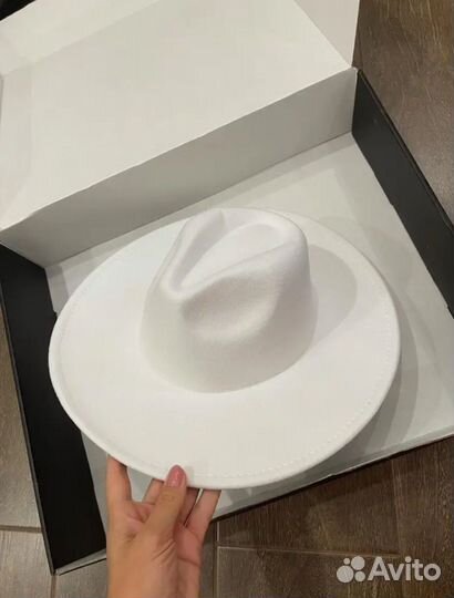 Шляпа фетровая