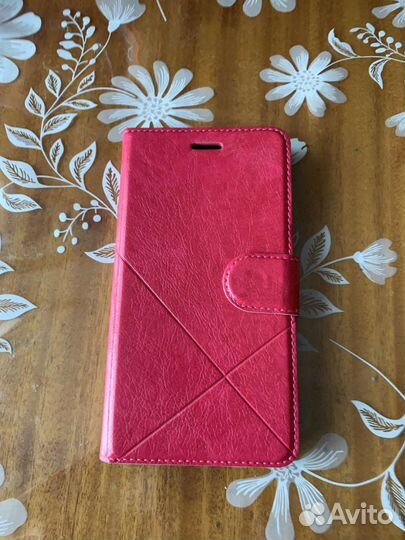 Чехлы на телефон