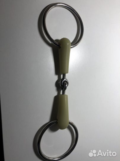 Трензель для лошади