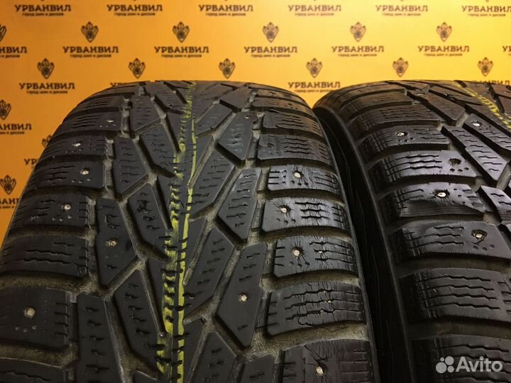 Nokian Tyres Hakkapeliitta 7 215/65 R16 102T