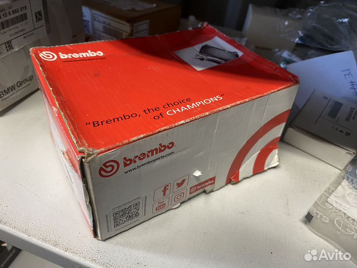 Тормозные колодки Brembo (BMW) P06060
