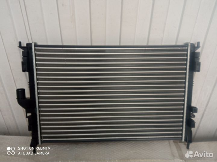 Радиатор охлаждения Logan 1 Sandero 1 LADA Largus