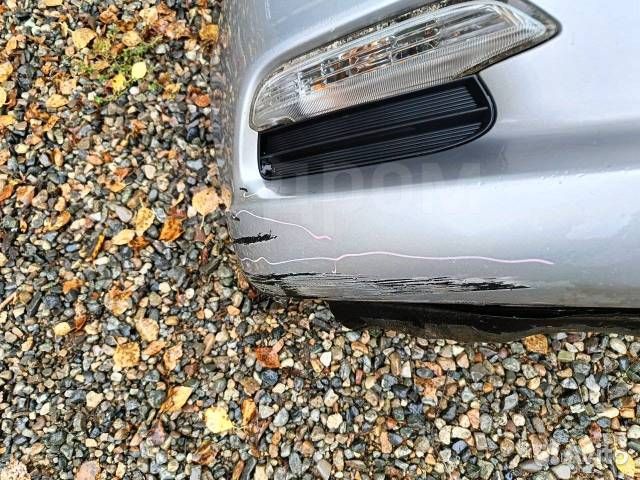 Бампер передний Honda Insight