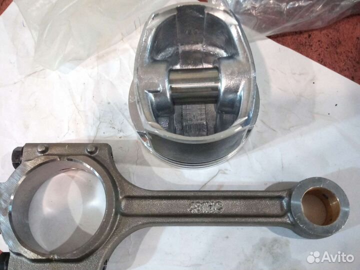 Поршень в сборе на Chery