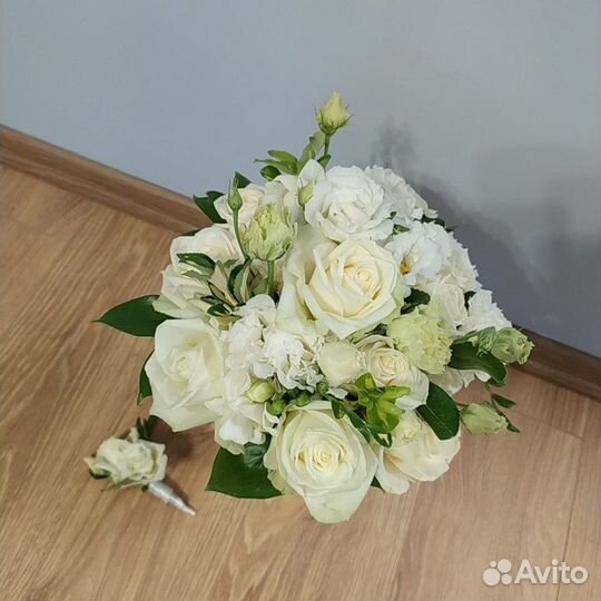 Флорист, цветочные композиции, букеты