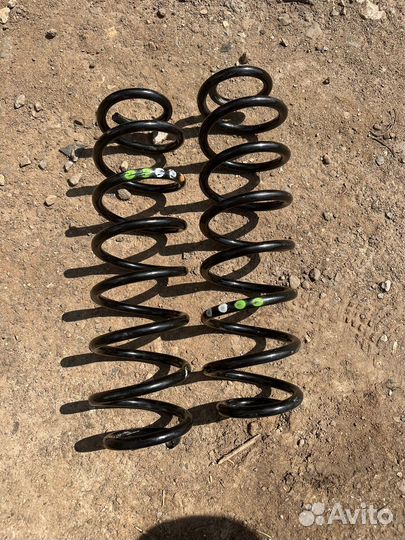 Комлект пружин на volkswagen polo V седан