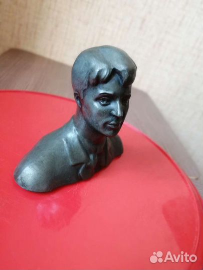 Бюст Есенин СССР