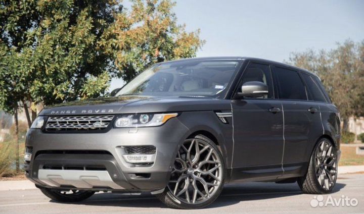Кованые диски в стиле Vossen Range Rover Sport R23